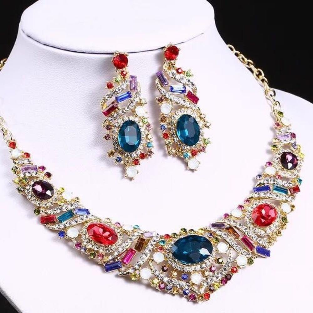 Necklace and Earring Set